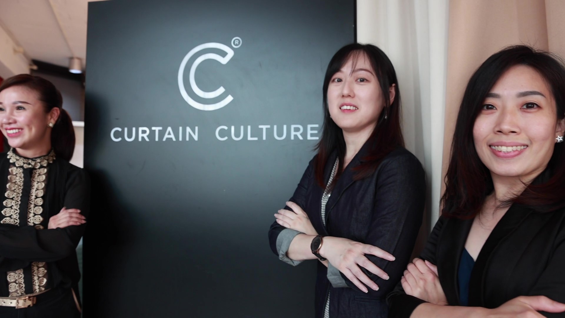 CURTAIN CULTURE 2